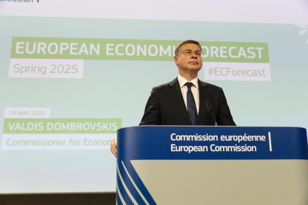 Press conference by Valdis Dombrovskis, European Commissioner, on the Spring 2025 Economic Forecast