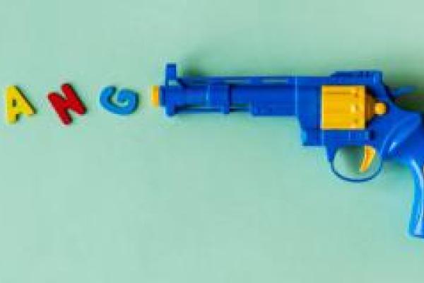 artsy-background-bang-1076813-680x360.jpg