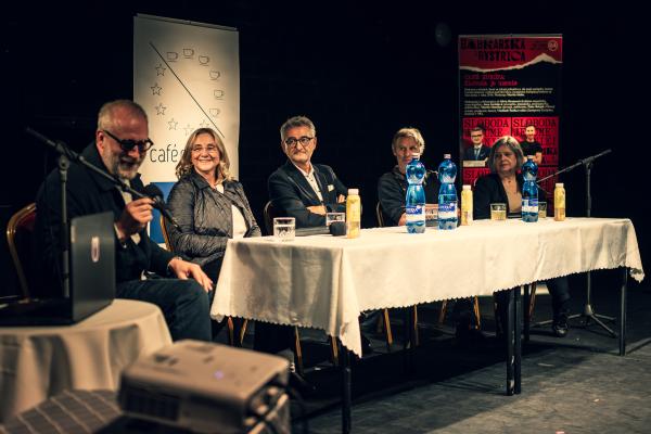 Café Európa: Sloboda je umenie, umenie je sloboda